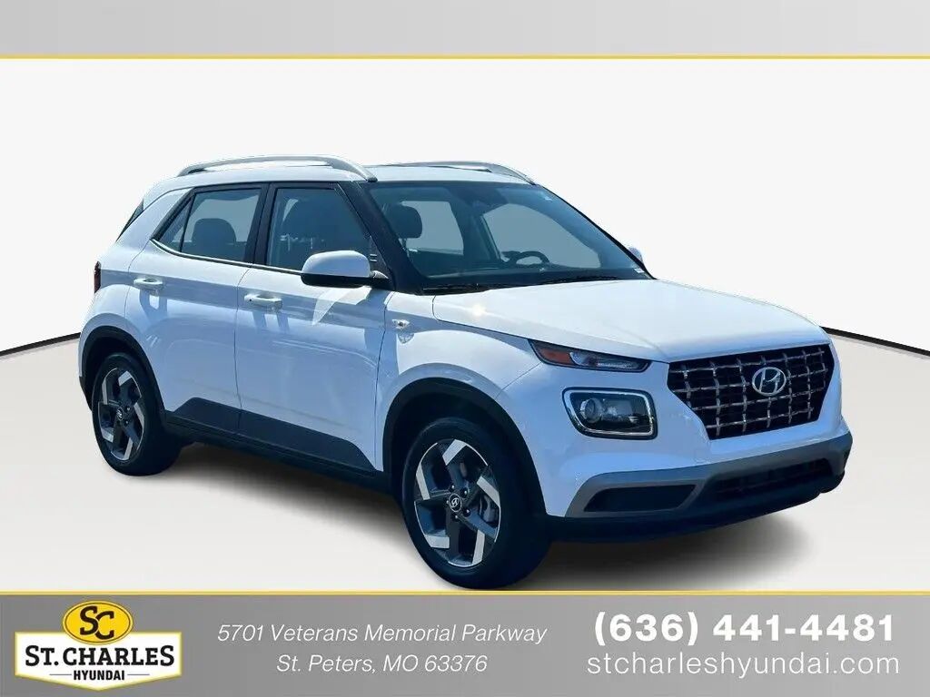 2026 Hyundai VENUE SEL — photo 1 of 13