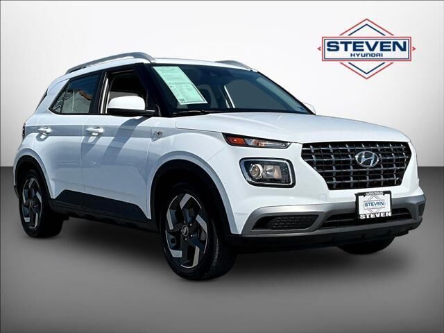 2022 Hyundai VENUE SEL