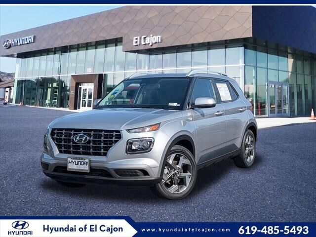 2024 Hyundai VENUE SEL — photo 1 of 13