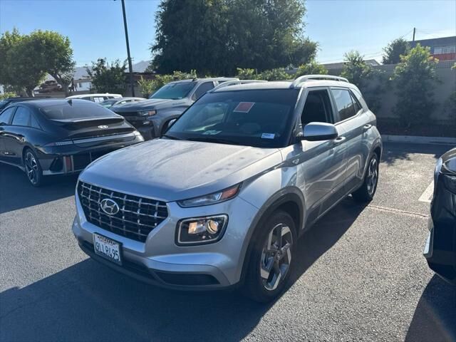 2024 Hyundai VENUE SEL