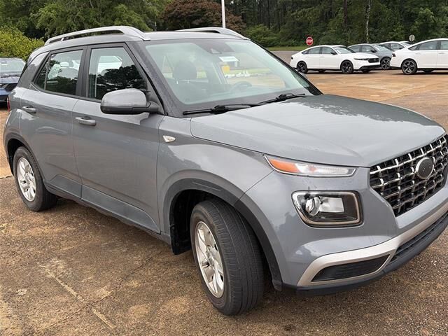 2020 Hyundai VENUE SEL — photo 1 of 7