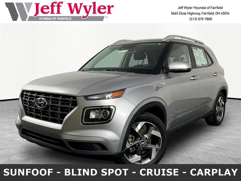 2023 Hyundai VENUE SEL — photo 1 of 13