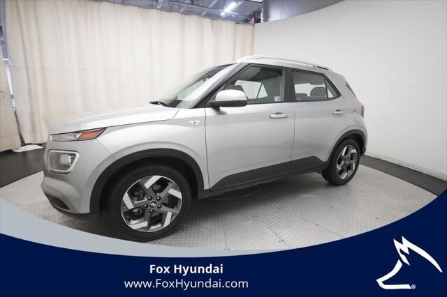2025 Hyundai VENUE SEL