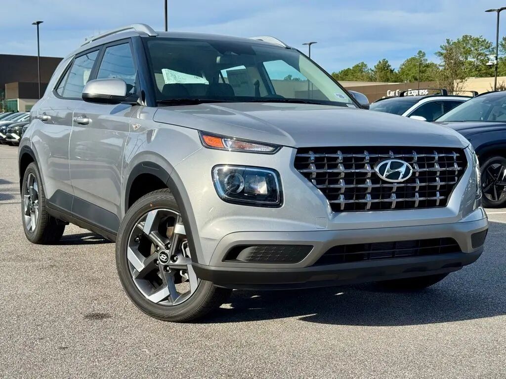 2026 Hyundai VENUE SEL — photo 1 of 13