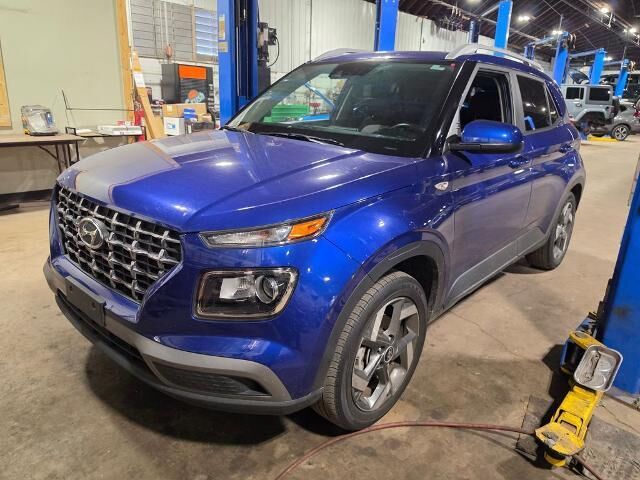 2021 Hyundai VENUE SEL