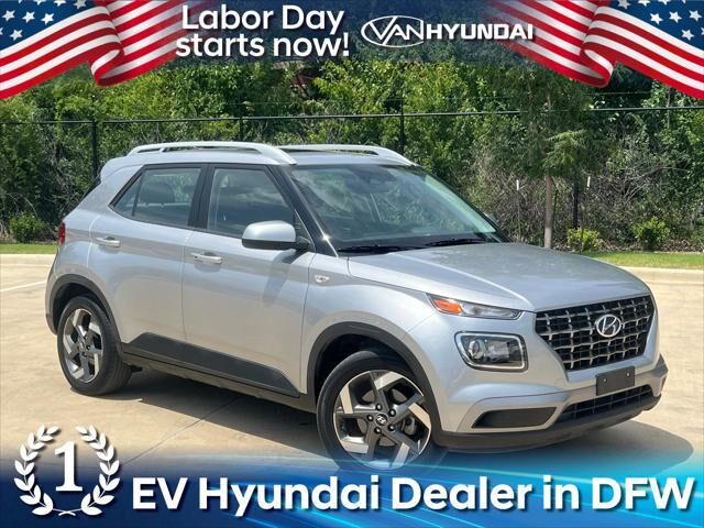 2025 Hyundai VENUE SEL — photo 1 of 5