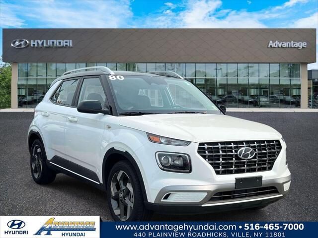 2026 Hyundai VENUE SEL — photo 1 of 12