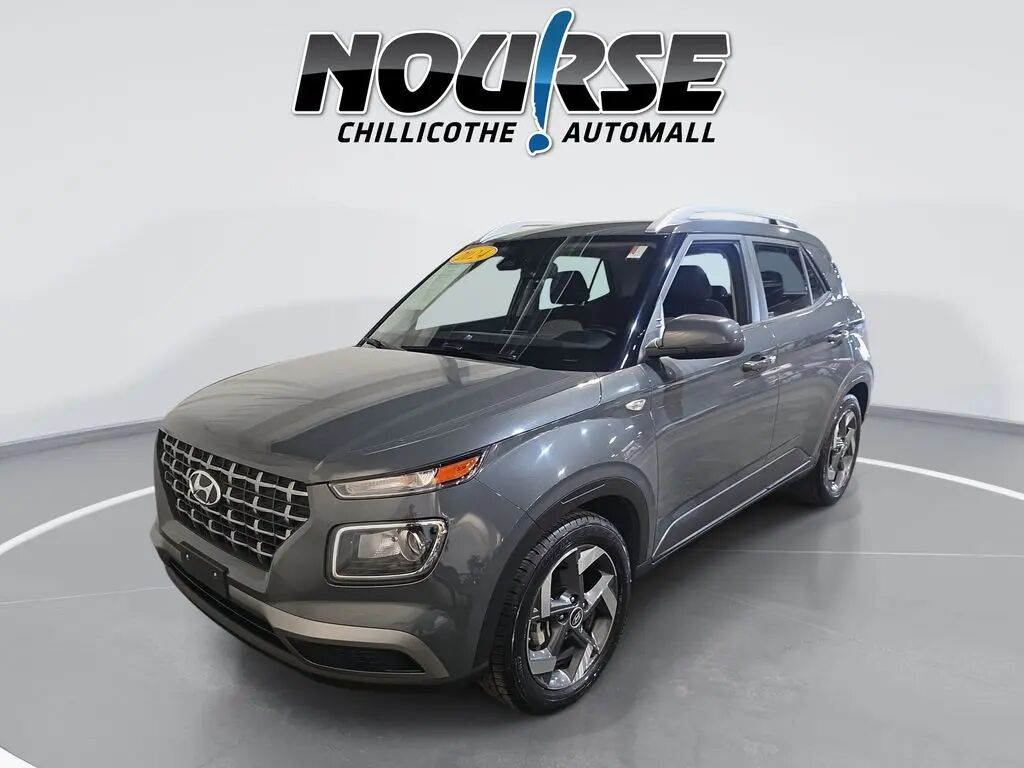 2024 Hyundai VENUE SEL — photo 1 of 13