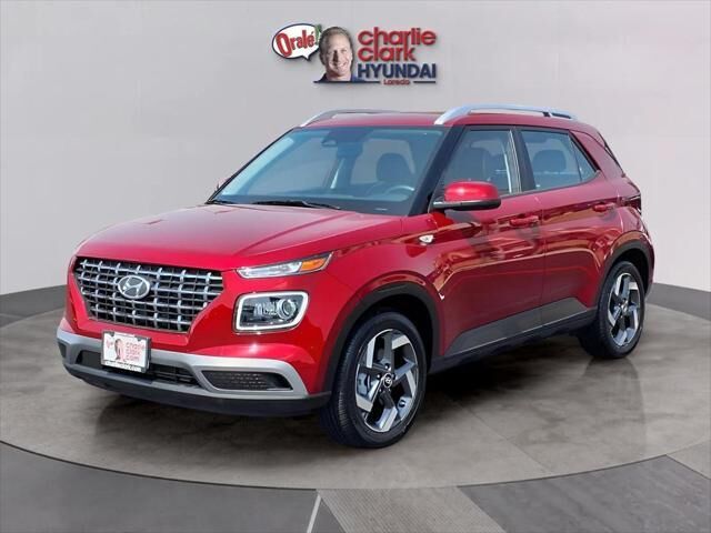 2025 Hyundai VENUE Limited — photo 1 of 13