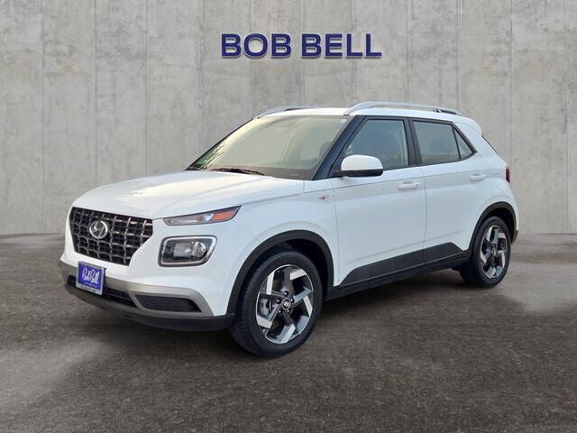 2026 Hyundai VENUE SEL — photo 1 of 13
