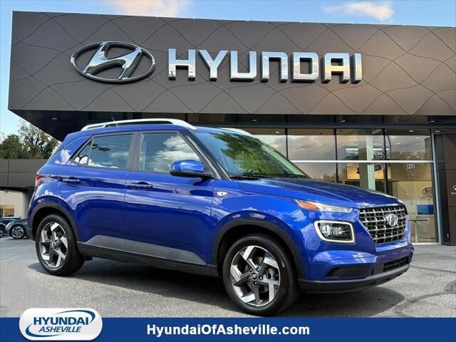 2023 Hyundai VENUE Limited