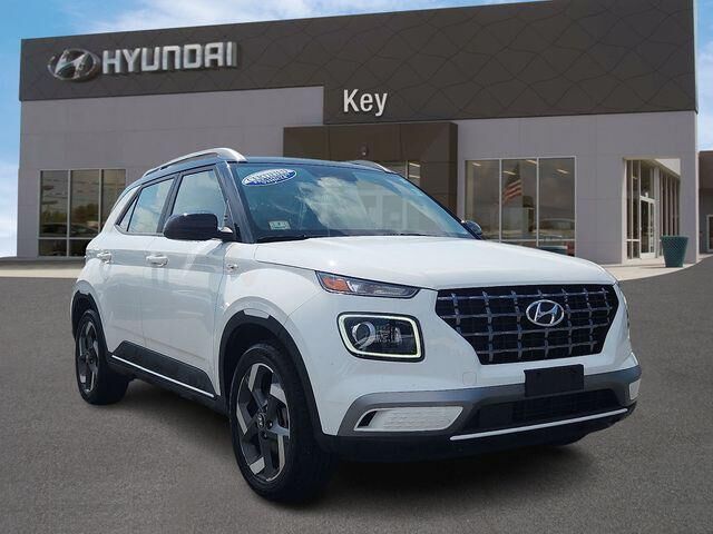 2023 Hyundai VENUE Limited