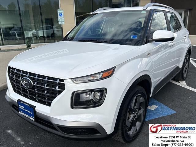 2024 Hyundai VENUE SEL