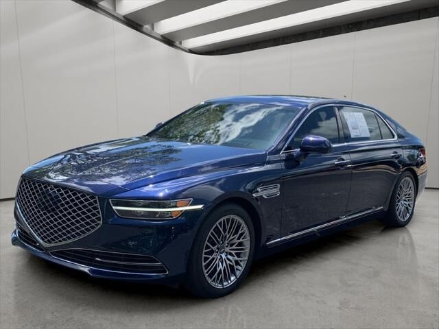 2022 Genesis G90 5.0 Ultimate — photo 1 of 13