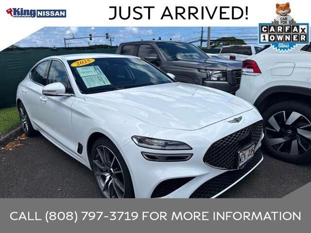 2025 Genesis G70 2.5T Standard