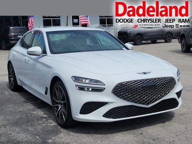 2025 Genesis G70 2.5T Sport Prestige — photo 1 of 13