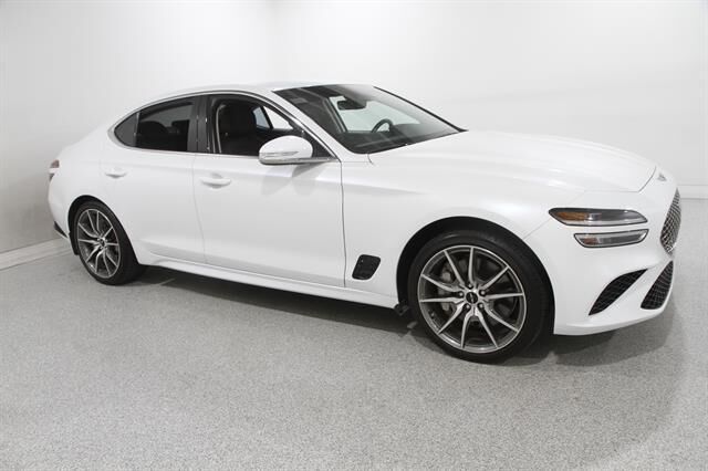 2025 Genesis G70 2.5T Standard