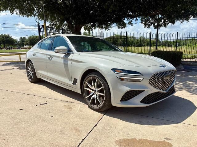 2025 Genesis G70 2.5T Sport Prestige — photo 1 of 13
