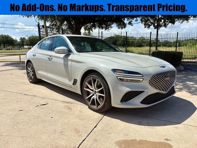 2025 Genesis G70 2.5T Standard