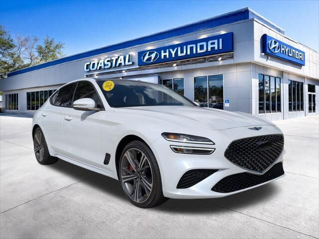 2025 Genesis G70 2.5T Standard — photo 1 of 12