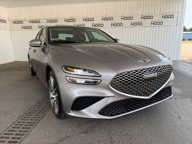 2025 Genesis G70 2.5T Standard