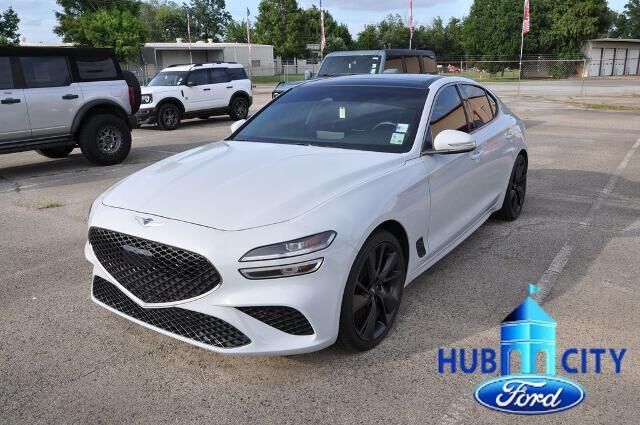 2023 Genesis G70 2.0T