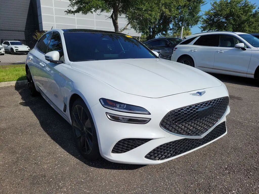 2023 Genesis G70 2.0T — photo 1 of 10