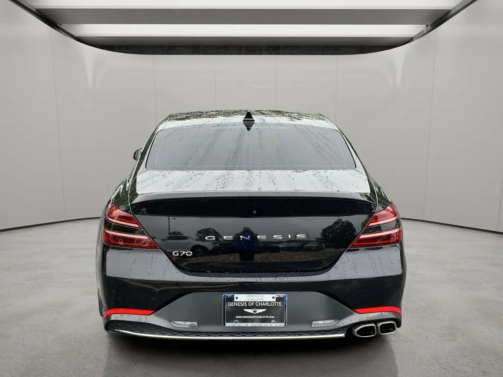 2023 Genesis G70 2.0T — photo 1 of 13