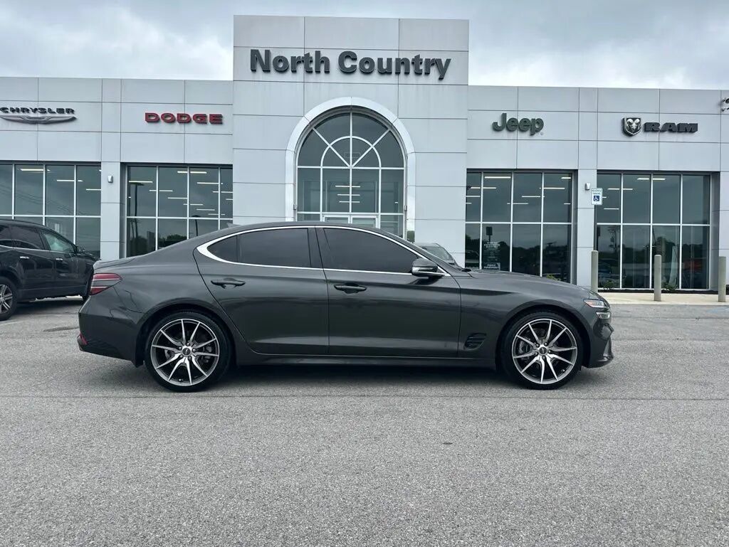 2023 Genesis G70 2.0T — photo 1 of 13