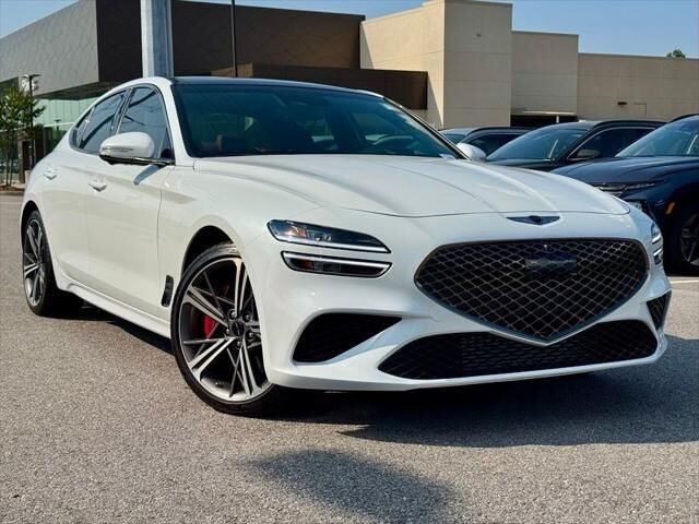 2025 Genesis G70 3.3T Sport Prestige — photo 1 of 13