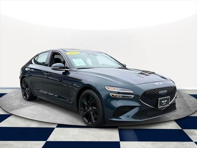2022 Genesis G70 3.3T Standard