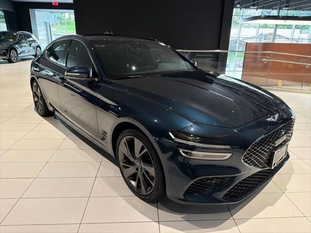 2023 Genesis G70 3.3T Standard