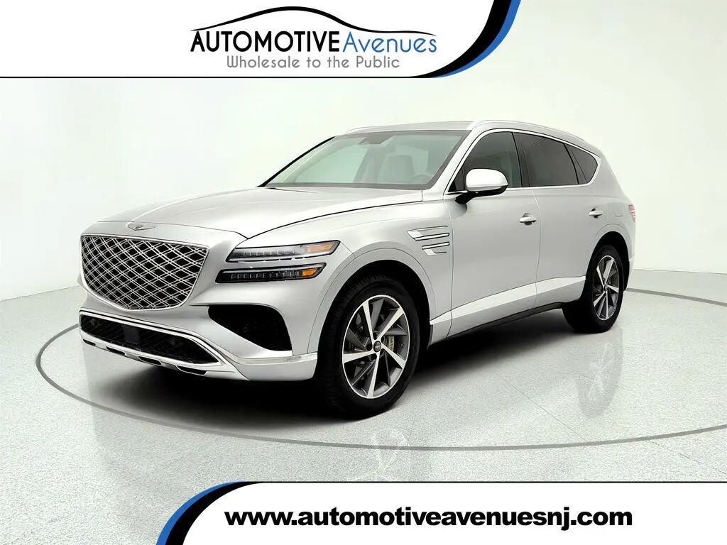 2025 Genesis GV80 2.5T Advanced — photo 1 of 13
