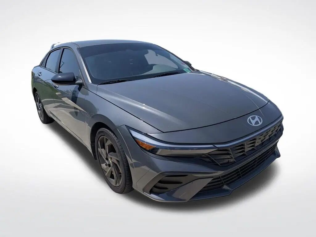 2023 Genesis GV80 3.5T — photo 1 of 13