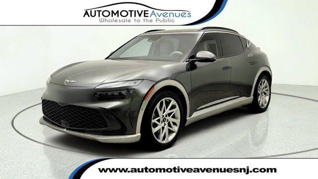 2023 Genesis GV60 Advanced — photo 1 of 13