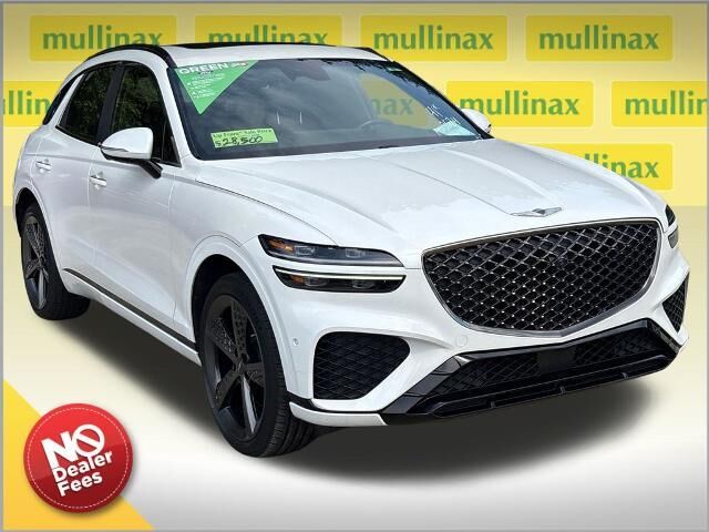 2022 Genesis GV70 2.5T Standard — photo 1 of 10
