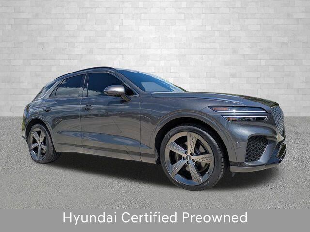 2023 Genesis GV70 2.5T Standard — photo 1 of 13