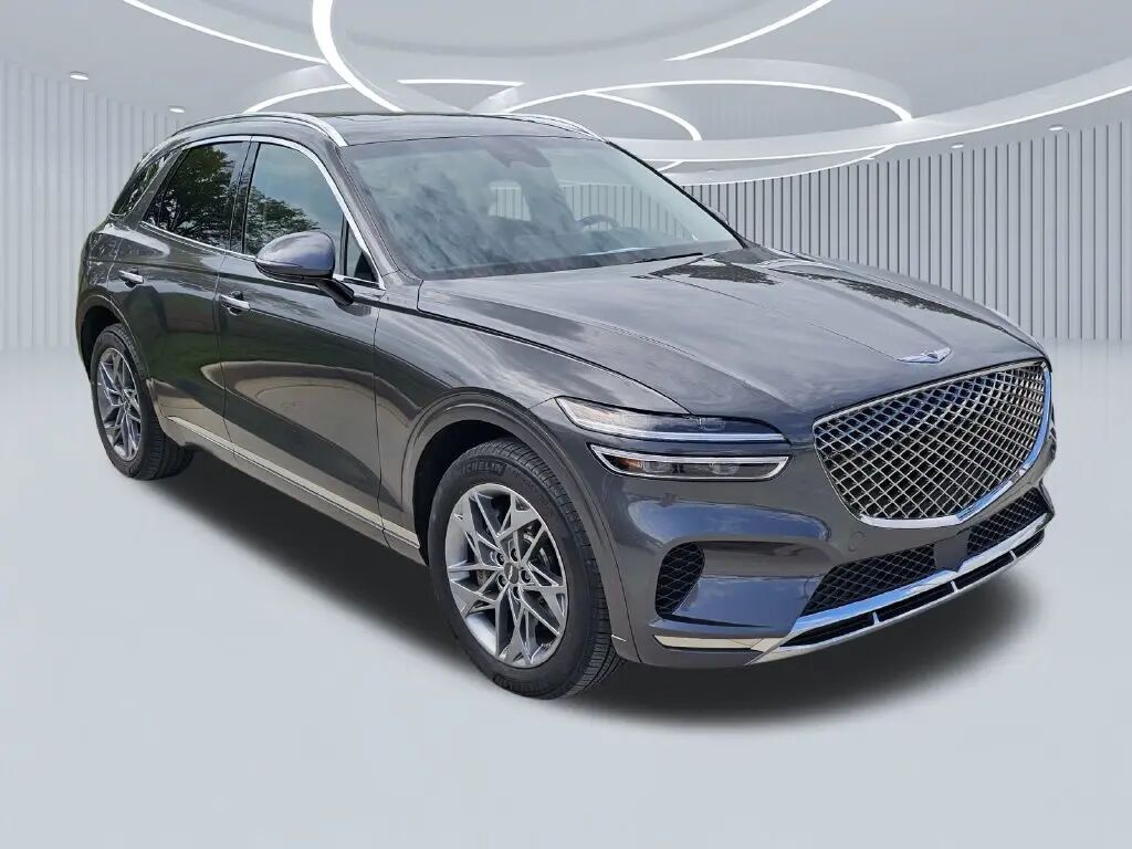 2023 Genesis GV70 2.5T Standard — photo 1 of 13