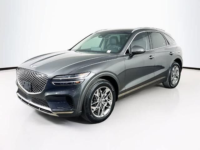 2025 Genesis GV70 2.5T Standard — photo 1 of 13