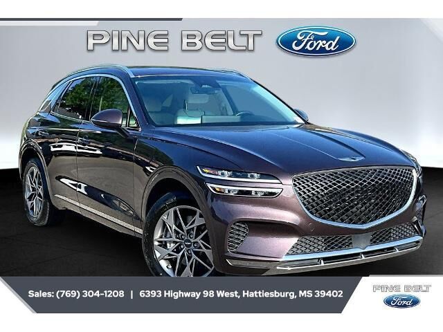 2023 Genesis GV70 2.5T Standard — photo 1 of 13