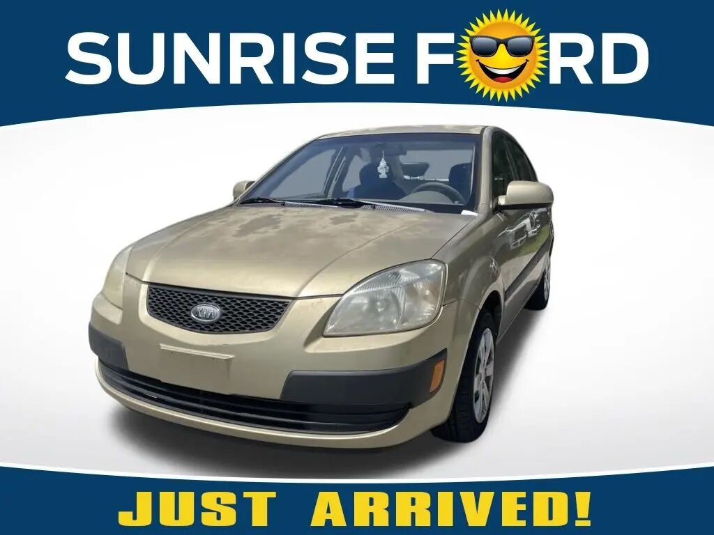 2008 Kia Rio Base — photo 1 of 13