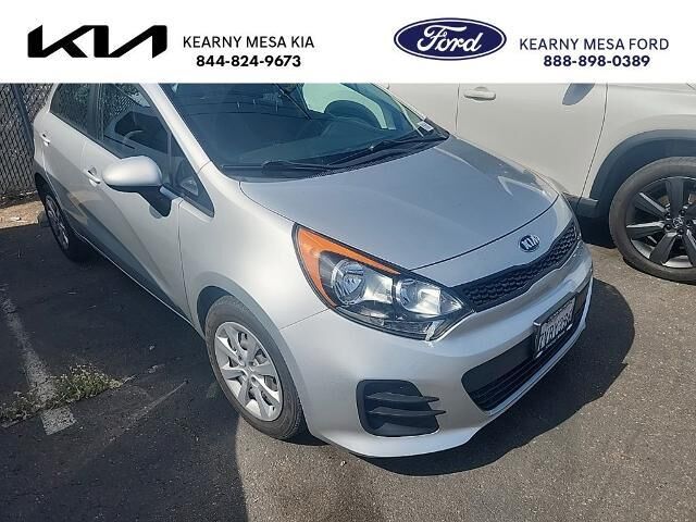 2016 Kia Rio 5-Door LX