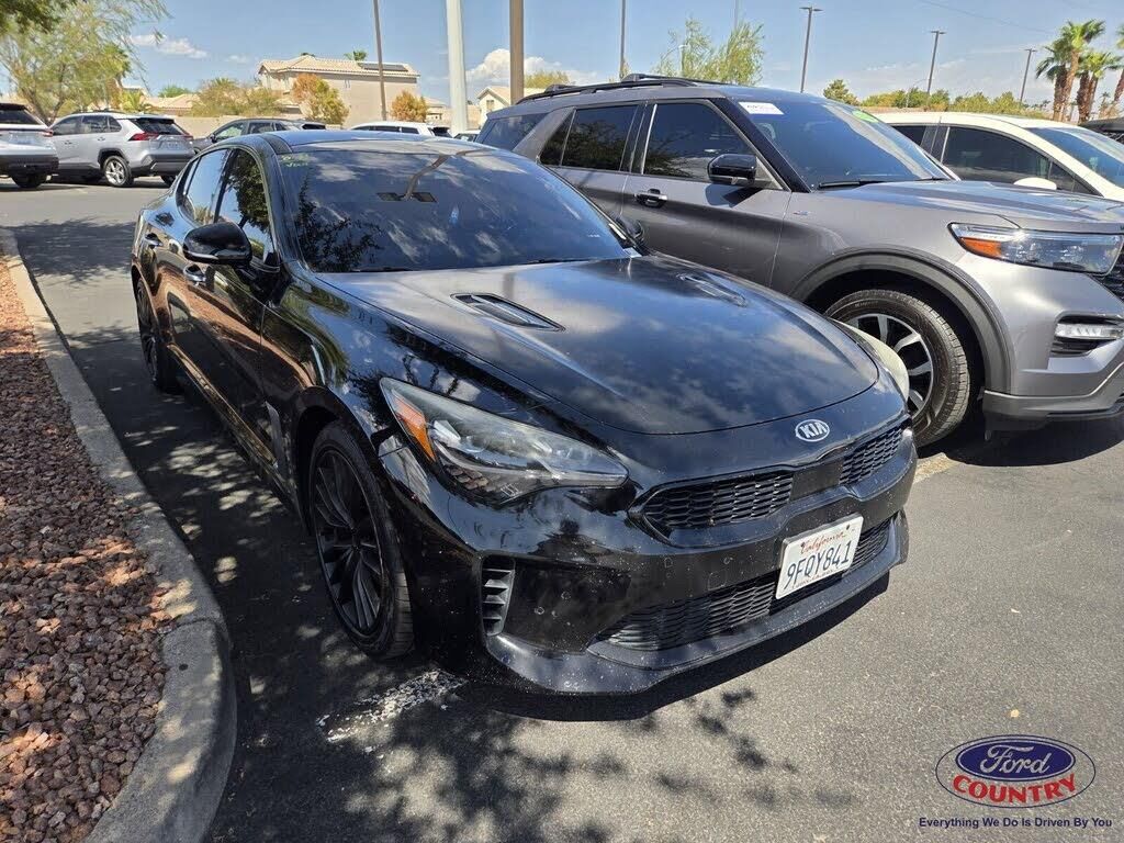 2018 Kia Stinger Premium — photo 1 of 1