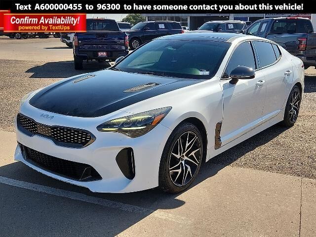 2022 Kia Stinger GT-Line