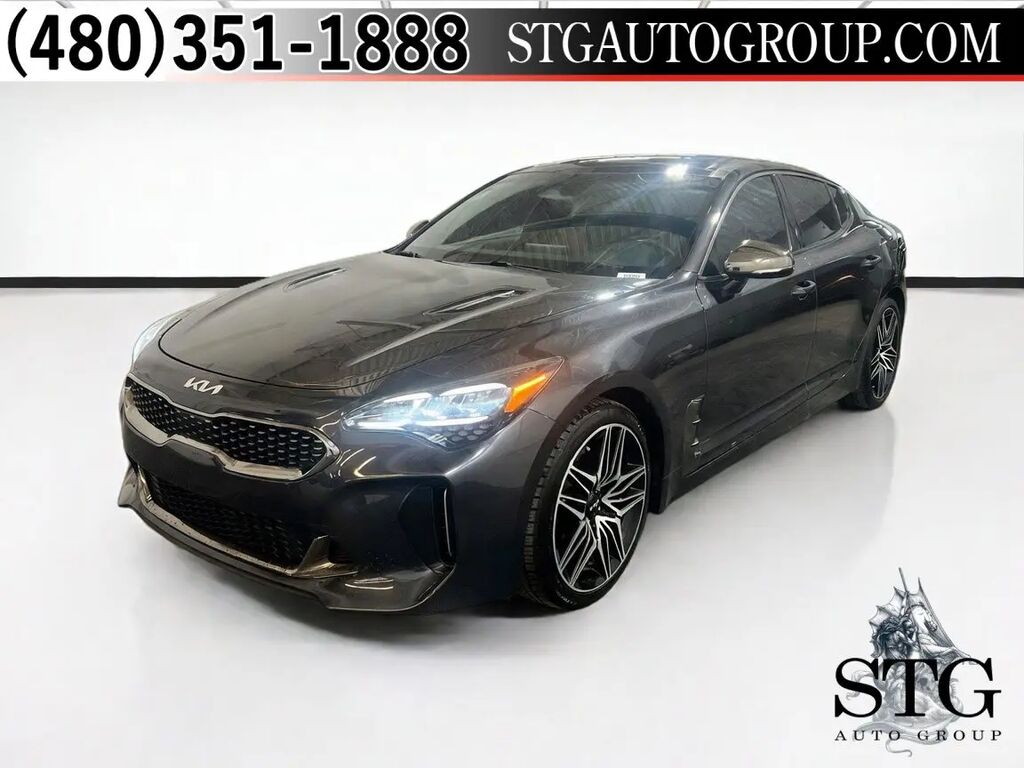 2022 Kia Stinger GT1 — photo 1 of 13