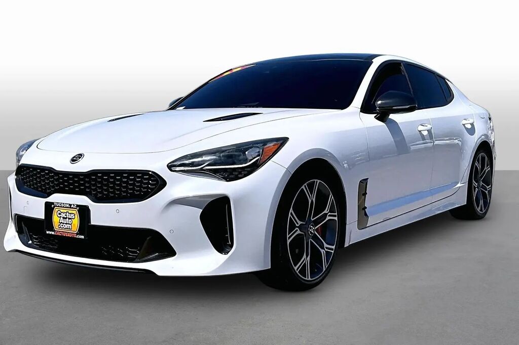 2018 Kia Stinger GT2 — photo 1 of 13