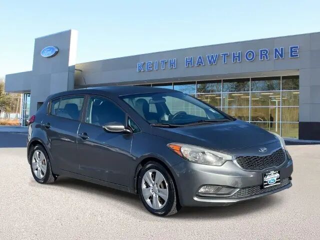 2016 Kia Forte5 LX