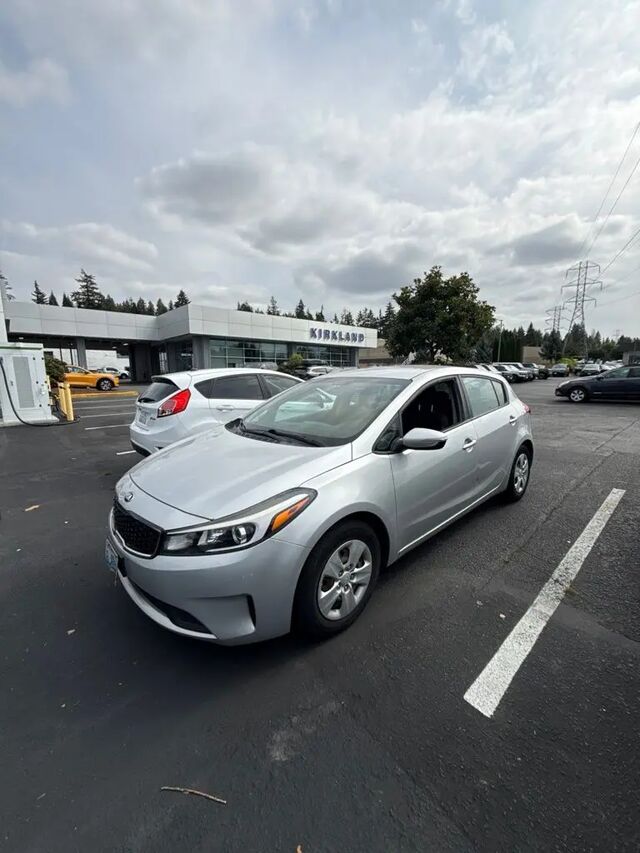 2017 Kia Forte5 LX