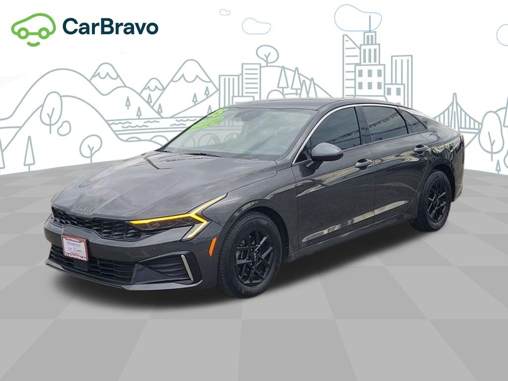 2025 Kia K5 LXS — photo 1 of 7
