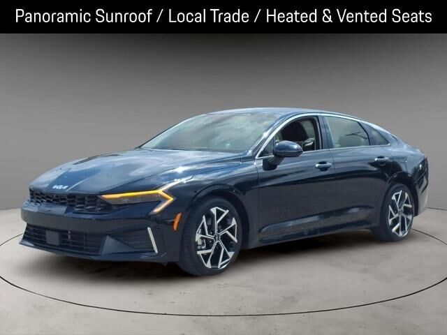 2025 Kia K5 EX
